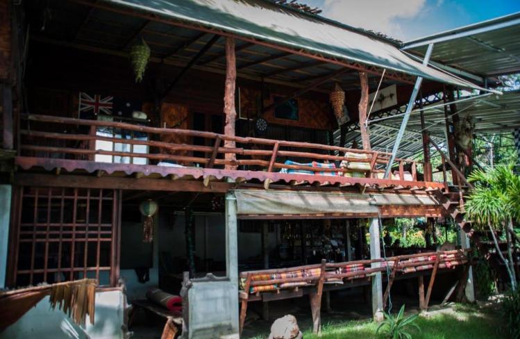 The Lazy Bar And